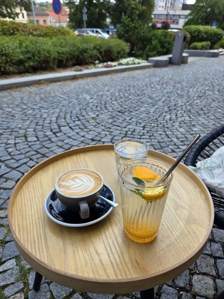 Petr Sauer_Kavárna Vltavan Sedlčany_Sedlčany_review