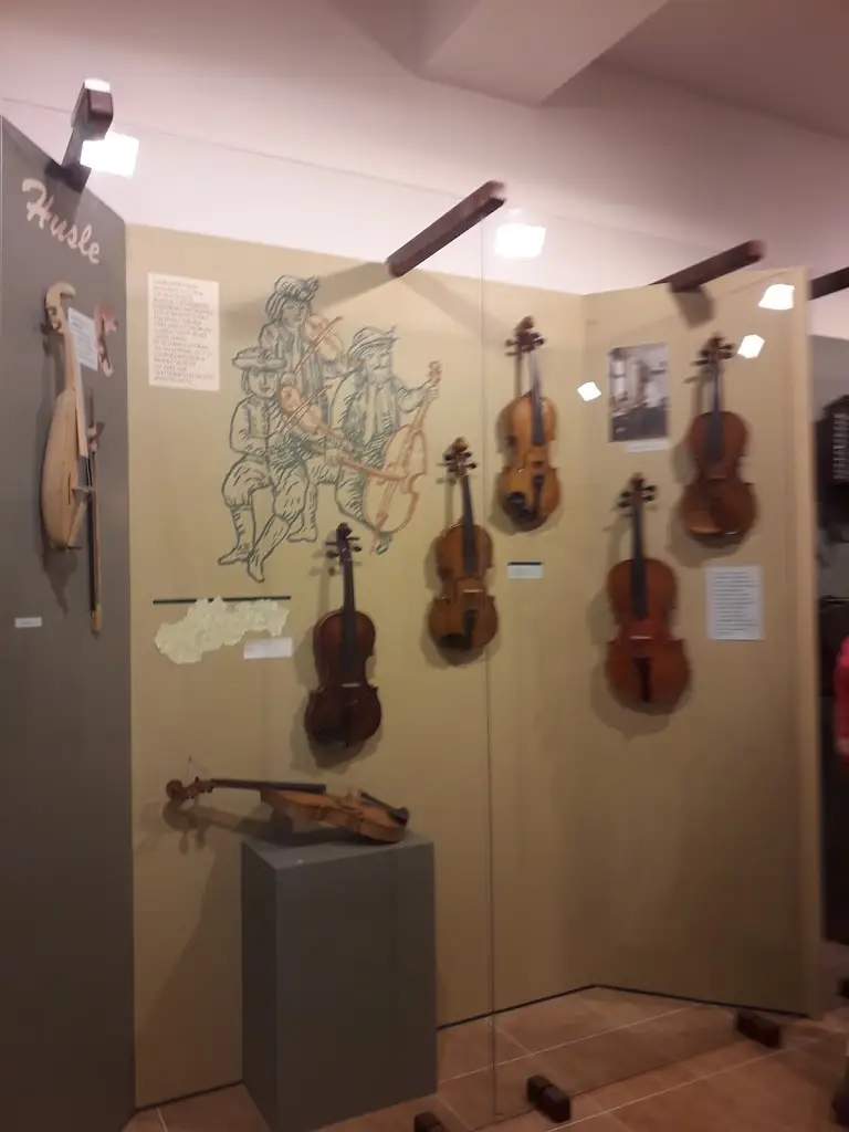 Anežka Lindauerová_Sedlčany_slider_image_2