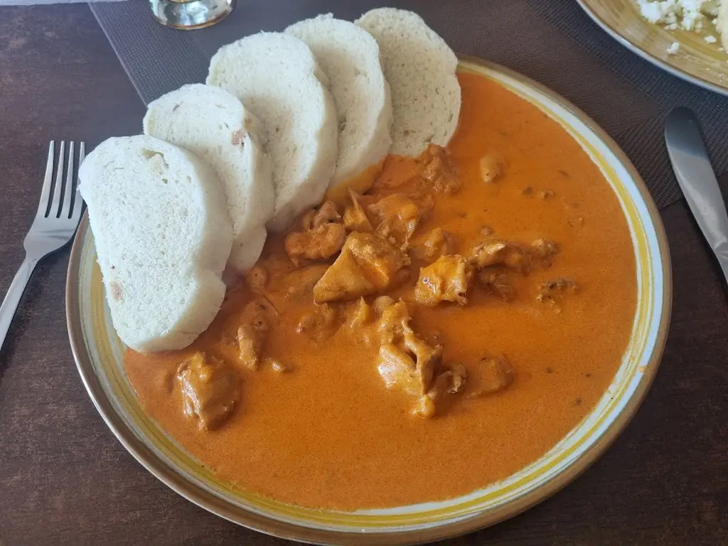 Restaurace Slovanka_Stochov_slider_image_2