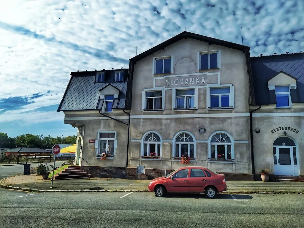 Restaurace Slovanka_Stochov_slider_image_3