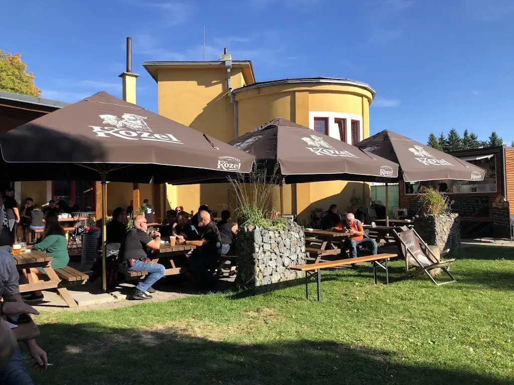 Bikers Bar Vodárna ristorante a Stochov