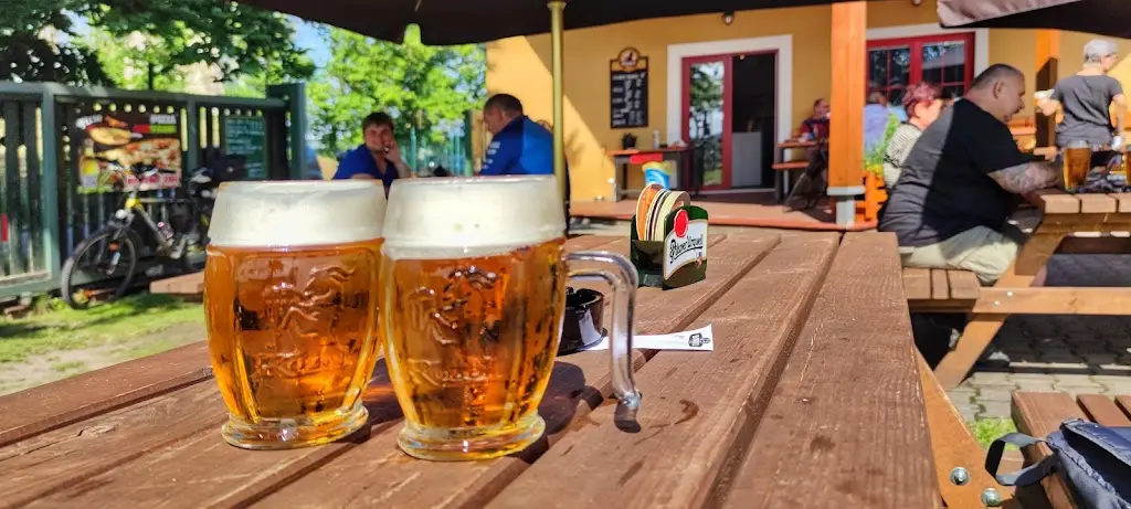 Bikers Bar Vodárna_Stochov_slider_image_3