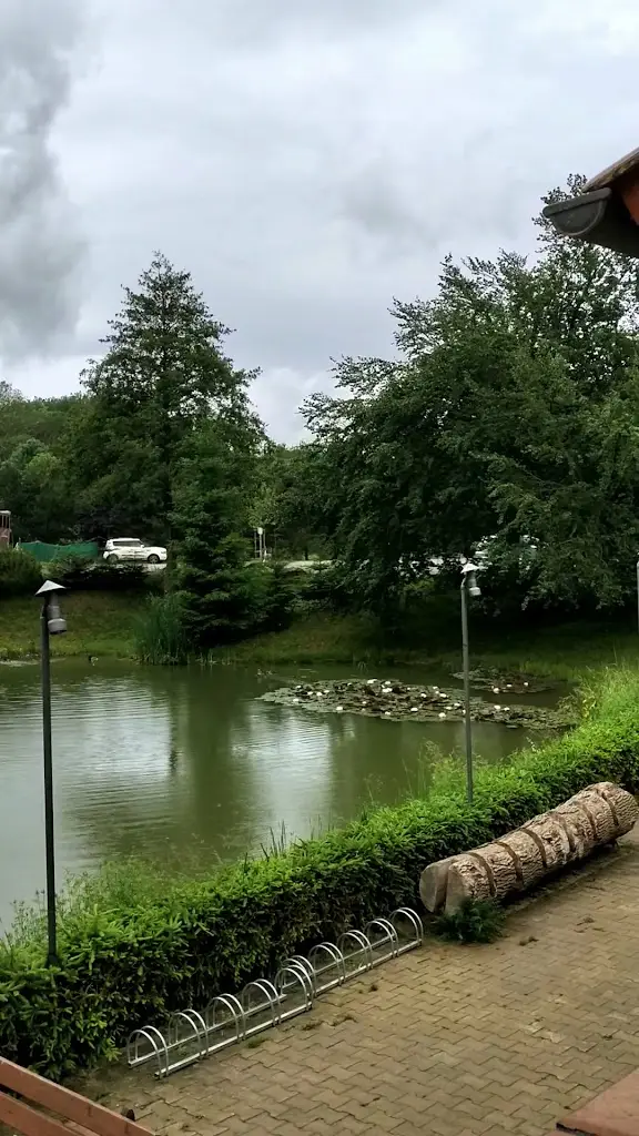 Nataliia Hordybakina_Restaurace a jízdárna Kopanský Mlýn_Tuchoměřice_review