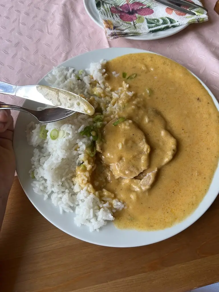 mnaukiki_Restaurant on KOVÁRNĚ_Suchdol_review