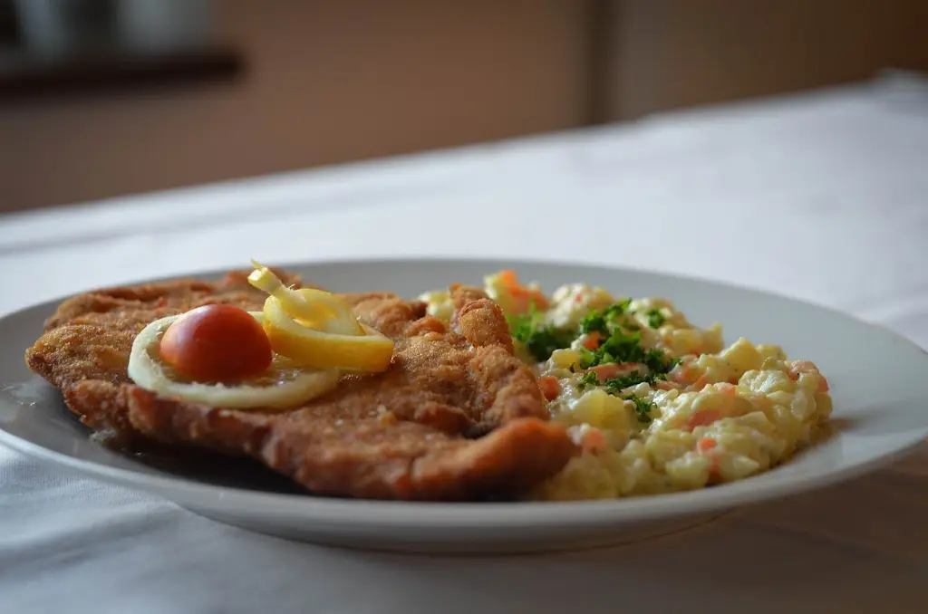 Restaurant on KOVÁRNĚ_Suchdol_slider_image_2