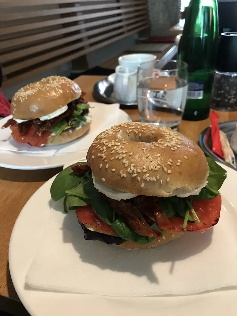 Renata Vostrá_Hugo Restaurant Café Slaný_Slaný_review