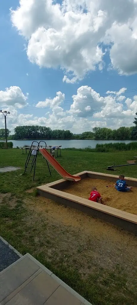 Restaurace a penzion Racek_Tuchlovice_slider_image_2