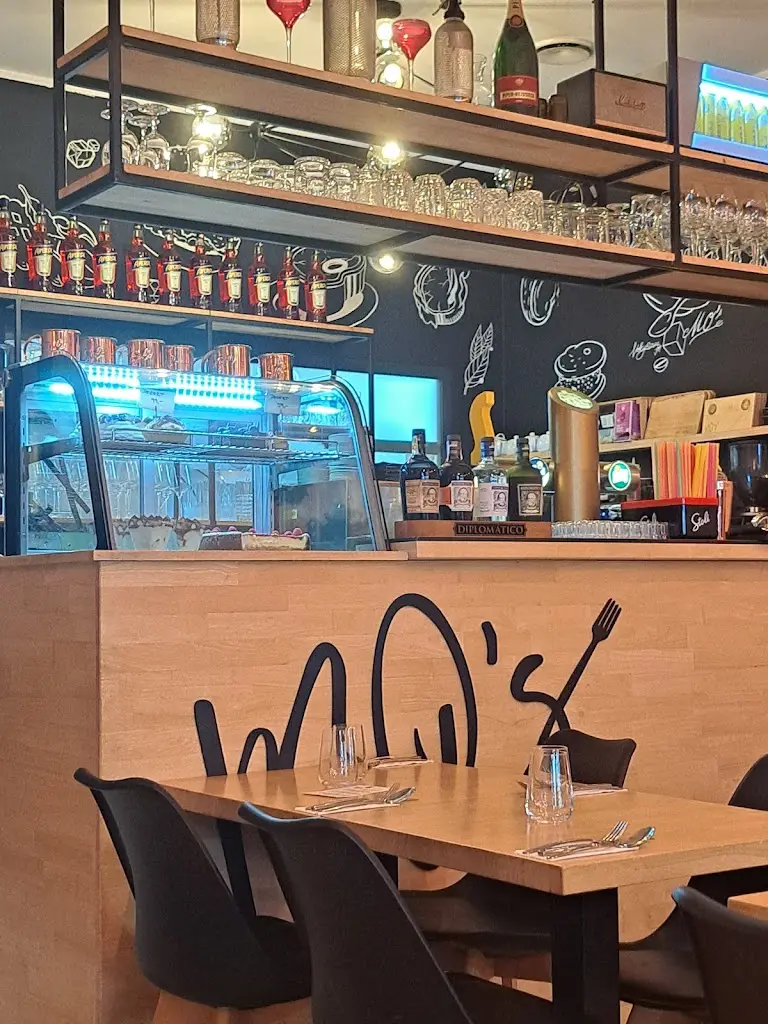 MO's Bistro_Roztoky_slider_image_2