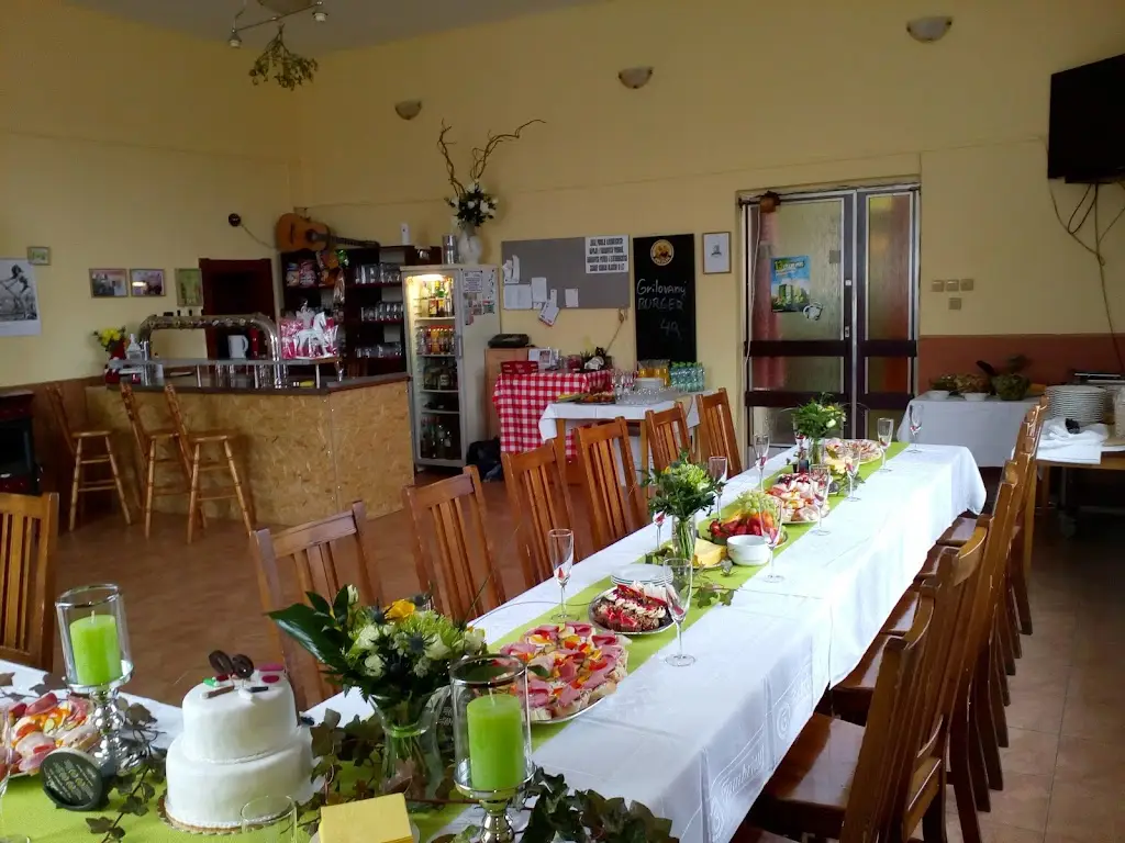 Dělnický dům restaurant in Velký Osek
