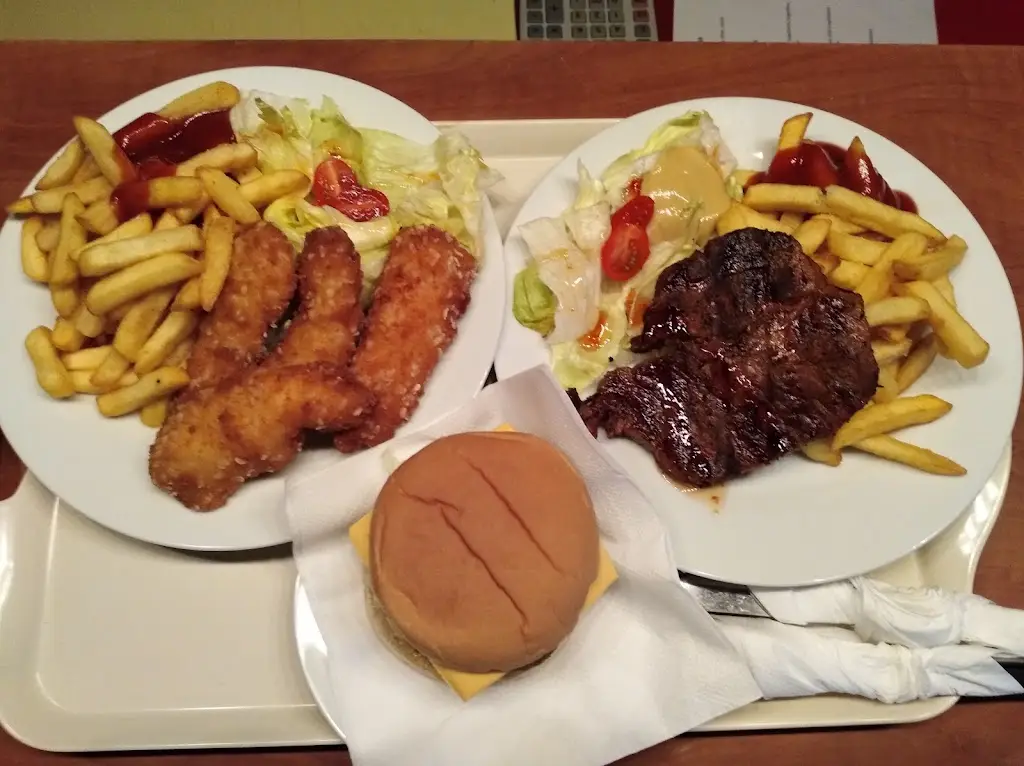 Dělnický dům_Velký Osek_slider_image_2