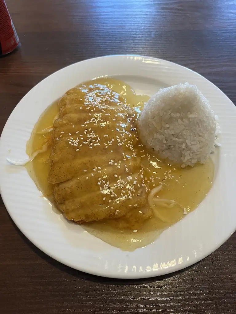 Nela Jelínková_ASIA BISTRO_Týnec nad Labem_review