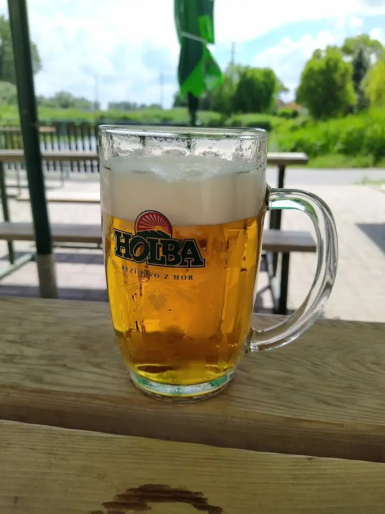 Petr Slavíček_Restaurace Na Baště_Veltruby_recensione