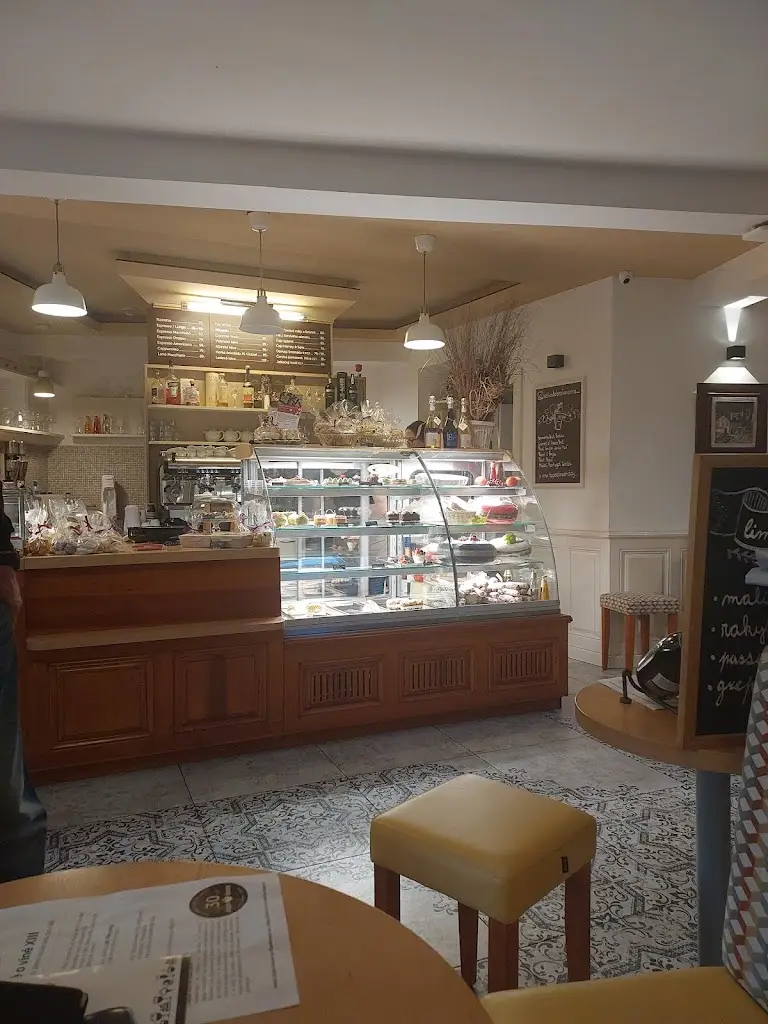 neta danon_Velká Dobrá kavárna_Velká Dobrá_recensione