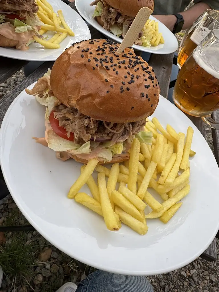 Bistro Maštal_Uhlířské Janovice_slider_image_1