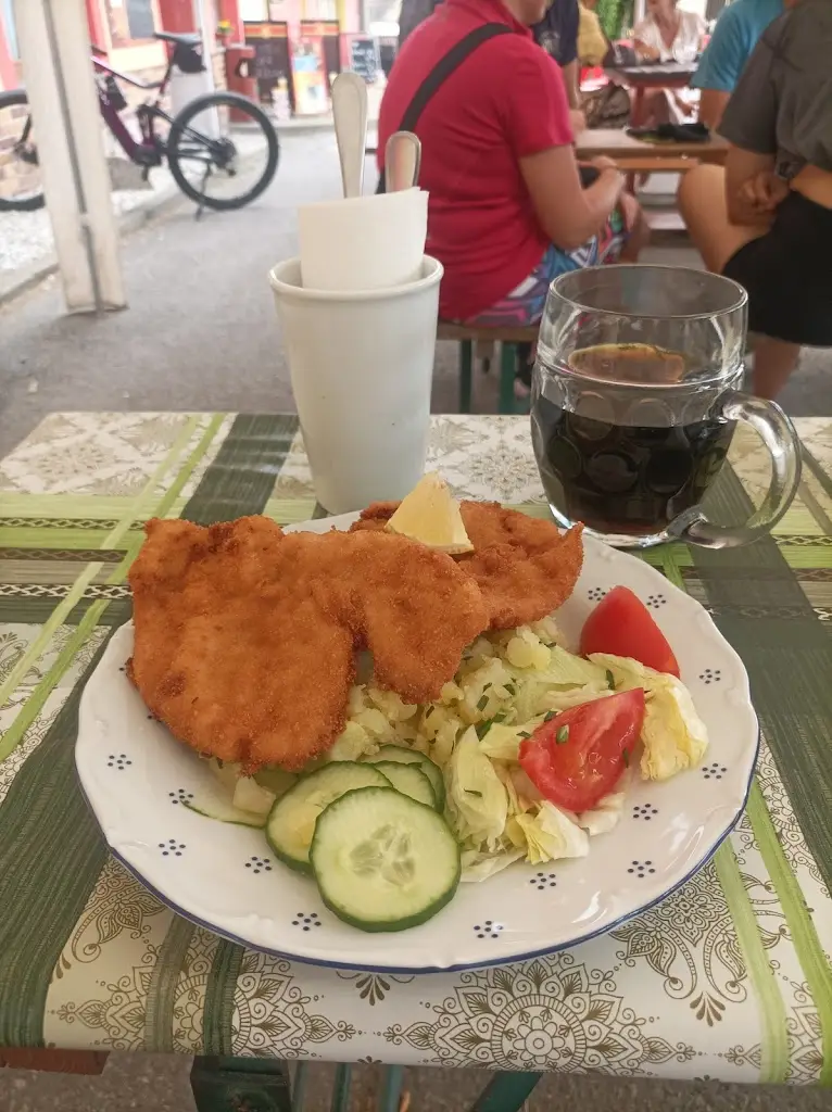 Obecní hostinec Čečelovice_Sedlice_slider_image_2