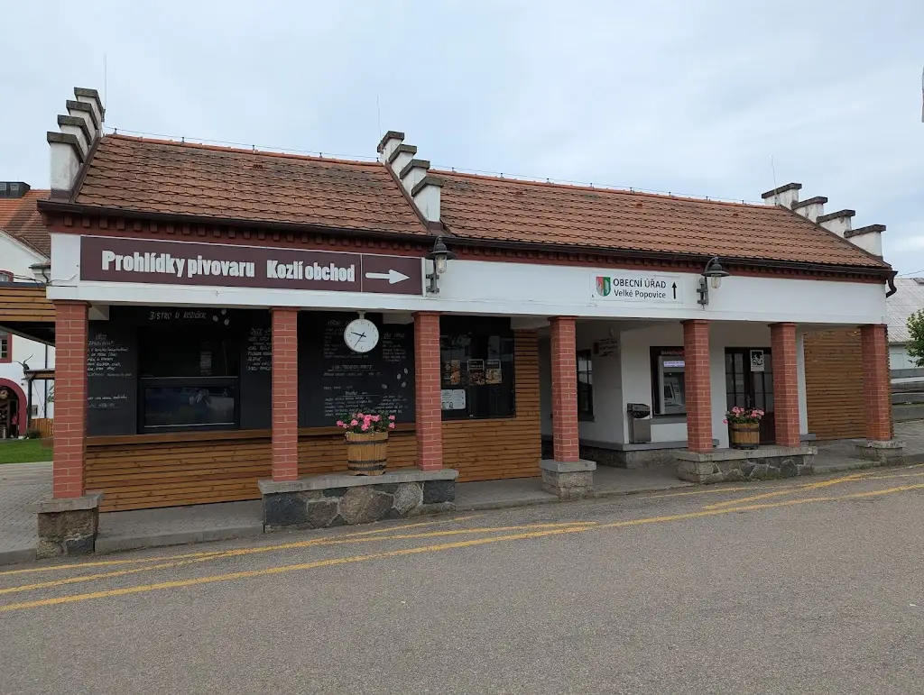 Bistro U koziček restaurant in Velké Popovice
