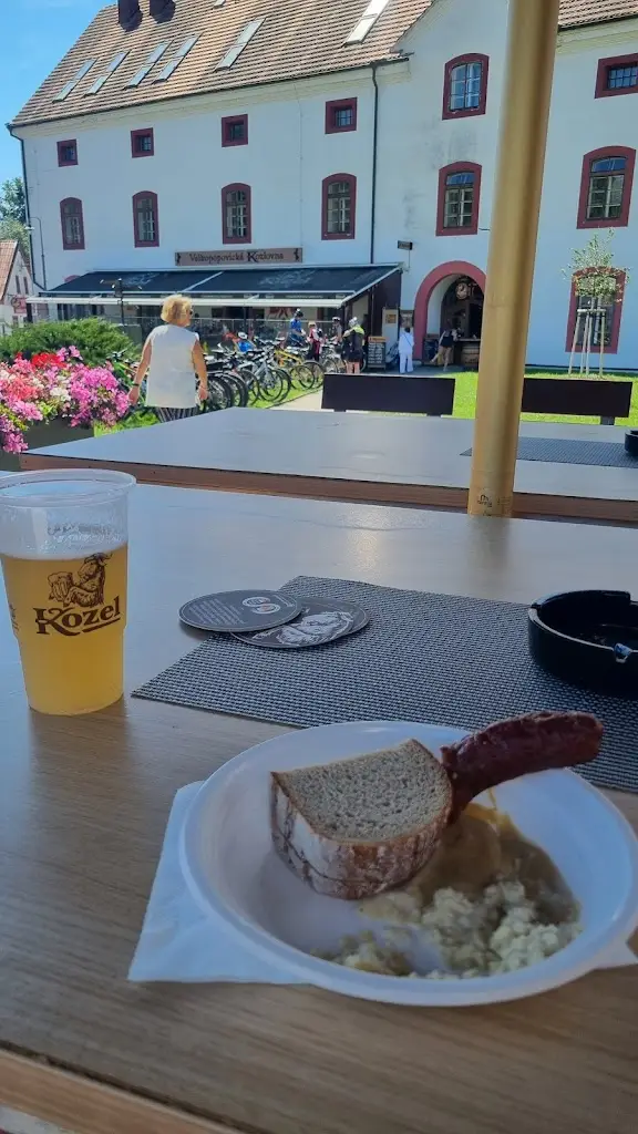 Bistro U koziček_Velké Popovice_slider_image_2