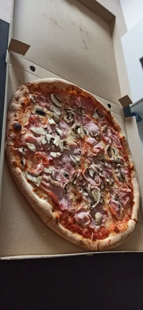 Michael_Pizza Point Úvaly_Úvaly_review