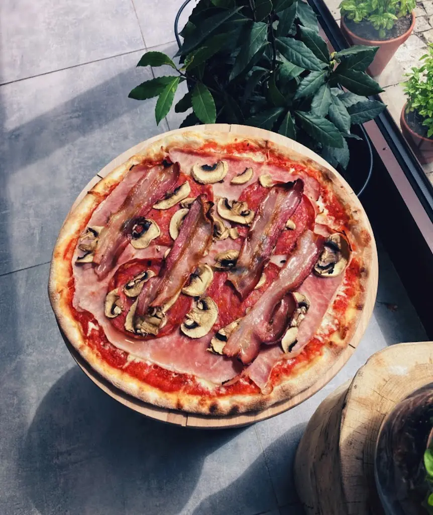 Pizza Point Úvaly_Úvaly_slider_image_2