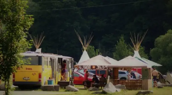 Bistrobus v kempu Týnec - občerstvení, grilování a mnoho dalších dobrot_Týnec nad Sázavou_slider_image_2