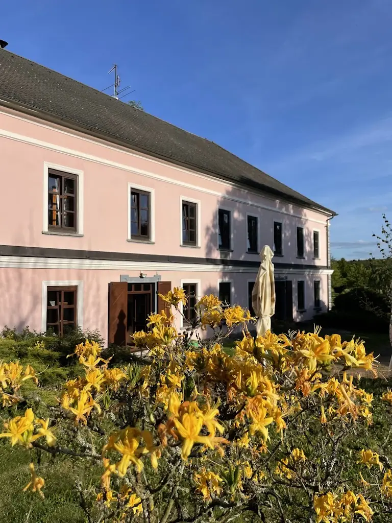 Hotel Mlýn Maděrovka_Sepekov_slider_image_1