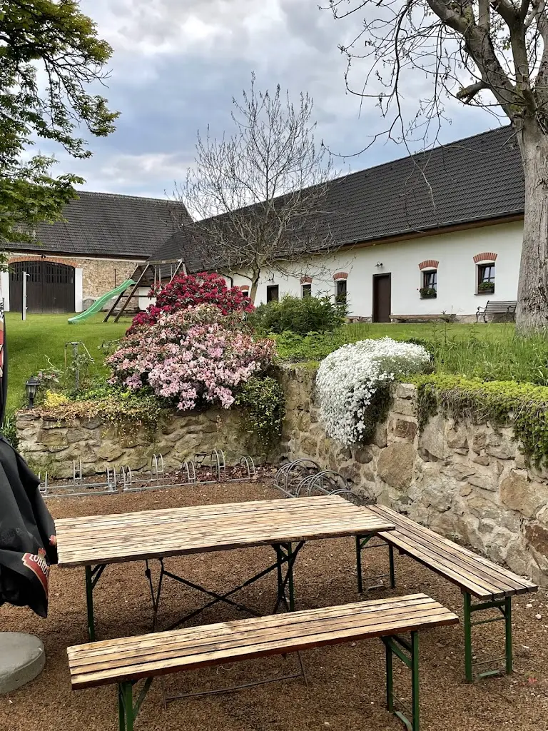 Hotel Mlýn Maděrovka_Sepekov_slider_image_3