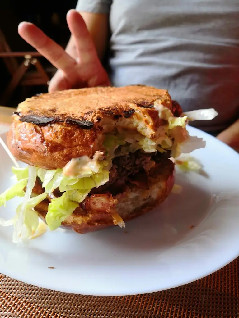 Menu_Občerstvovna ve dvoře_Vrané nad Vltavou_immagine_5