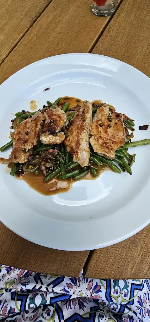 Marika R._Hostinec Lidový dům_Zaječov_review