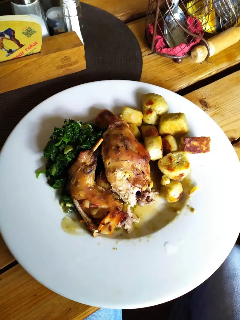 Al Danesh_Restaurace Maříž_Slavonice_review