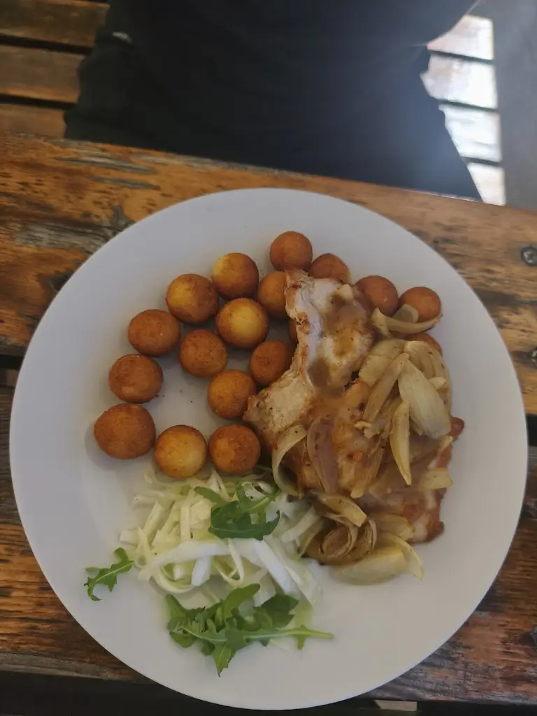 Růža Kuklíková_Zámecká restaurace_Veltrusy_review