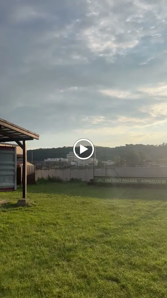 Kayaker's Bar_Veltrusy_slider_image_2