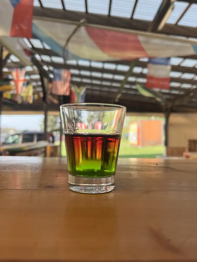 Kayaker's Bar_Veltrusy_slider_image_3