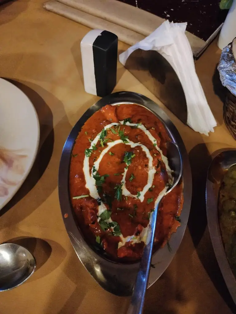 Kalamandalam Shiju Kumar_Hills den multicuisine restaurant_Velim_review