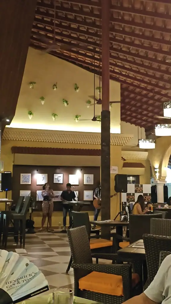 Sourav Roy_Robin's Ark_Velim_review