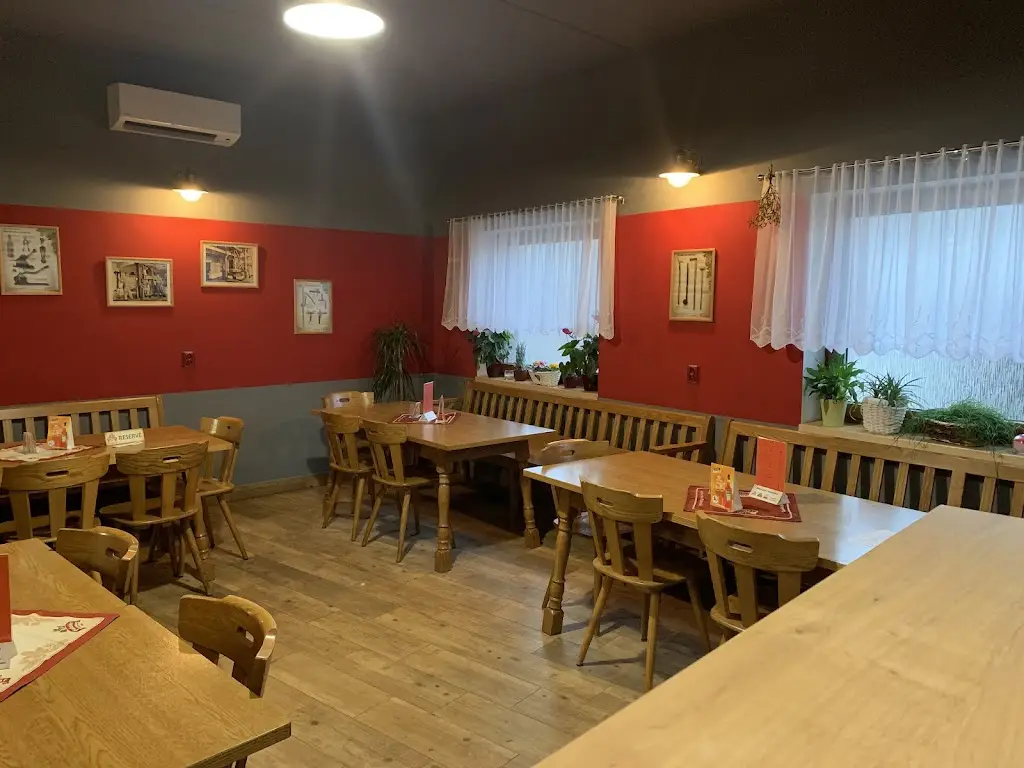 U Švarců ristorante a Zásmuky