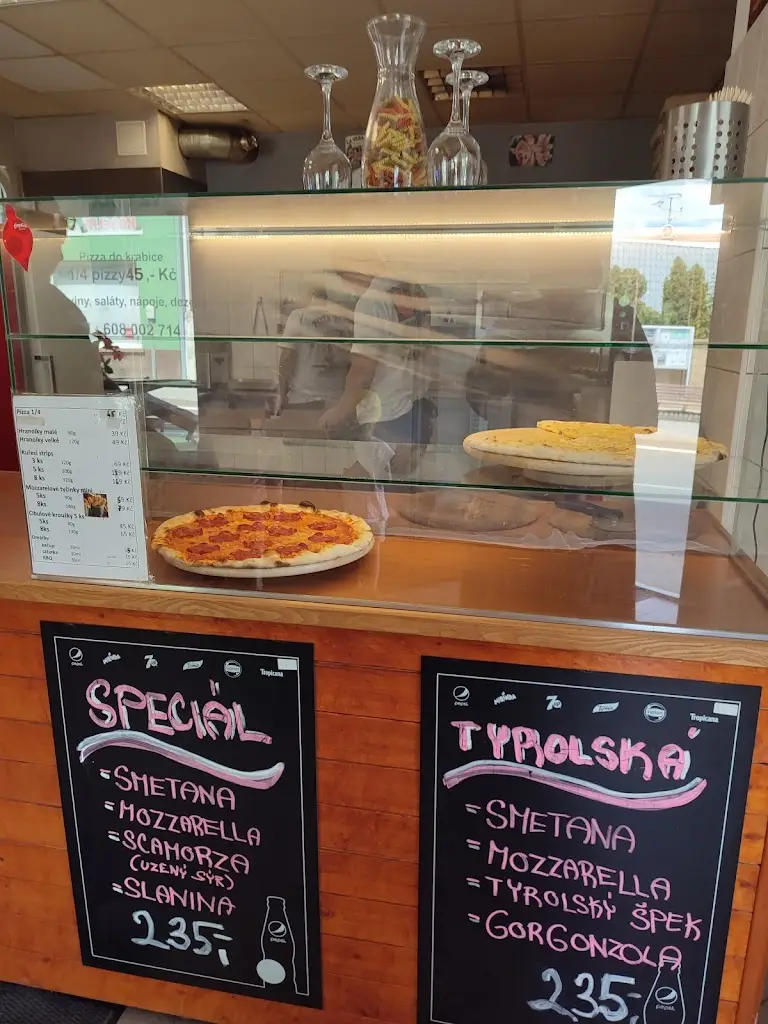 Menu_PIZZA FANTASY Pizzerie_Zásmuky_immagine_1