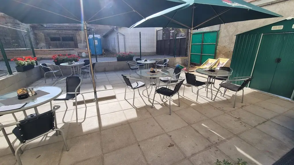 Zlonická jídelna ristorante a Zlonice