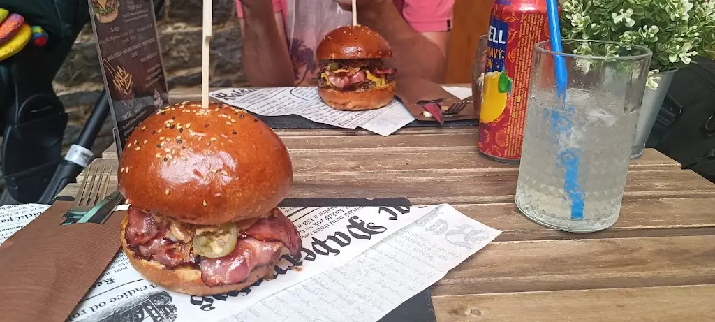 Natálie Behrová_Bistro U Kohouta_Žleby_review