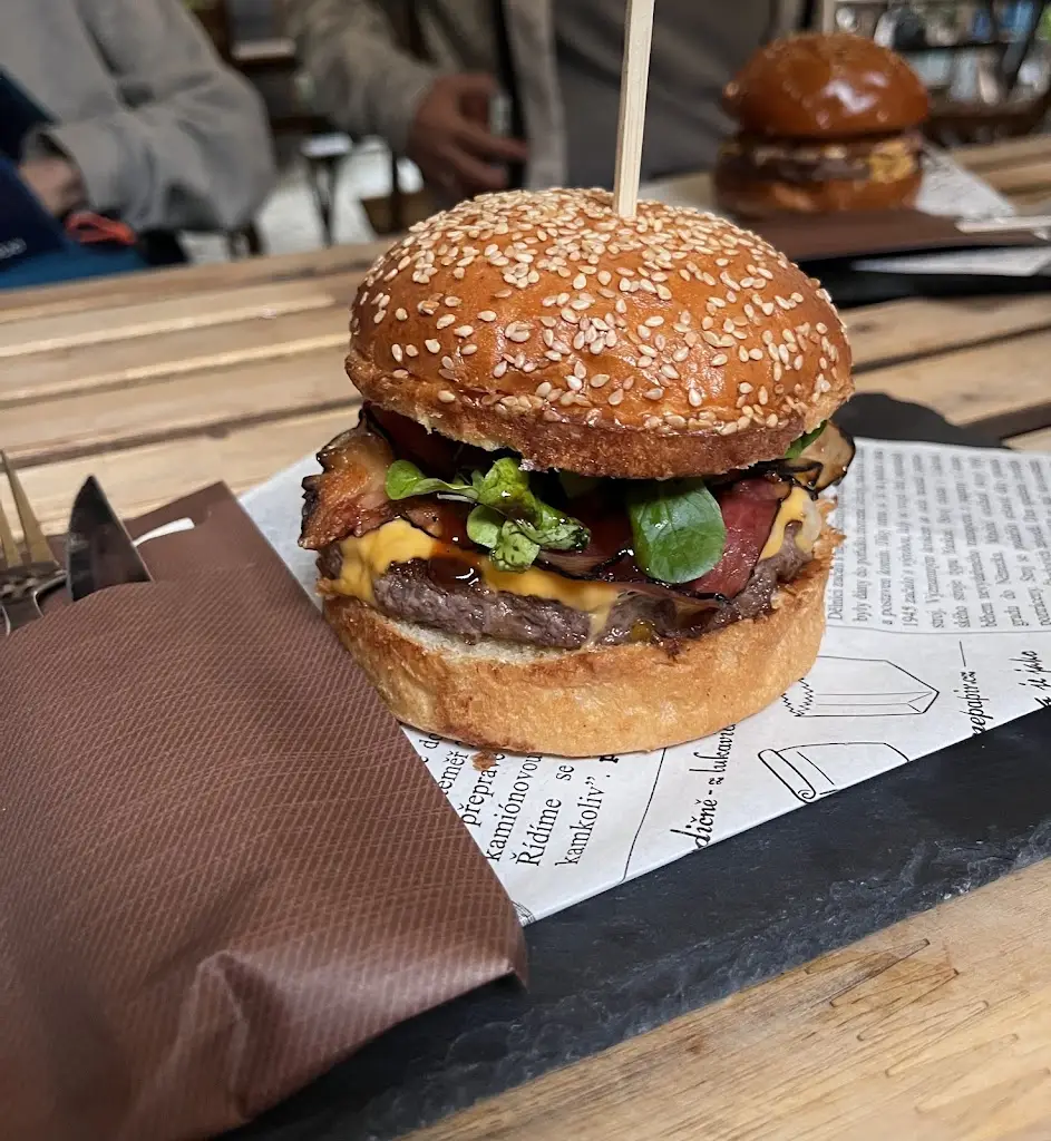 Маша Гречука_Bistro U Kohouta_Žleby_review