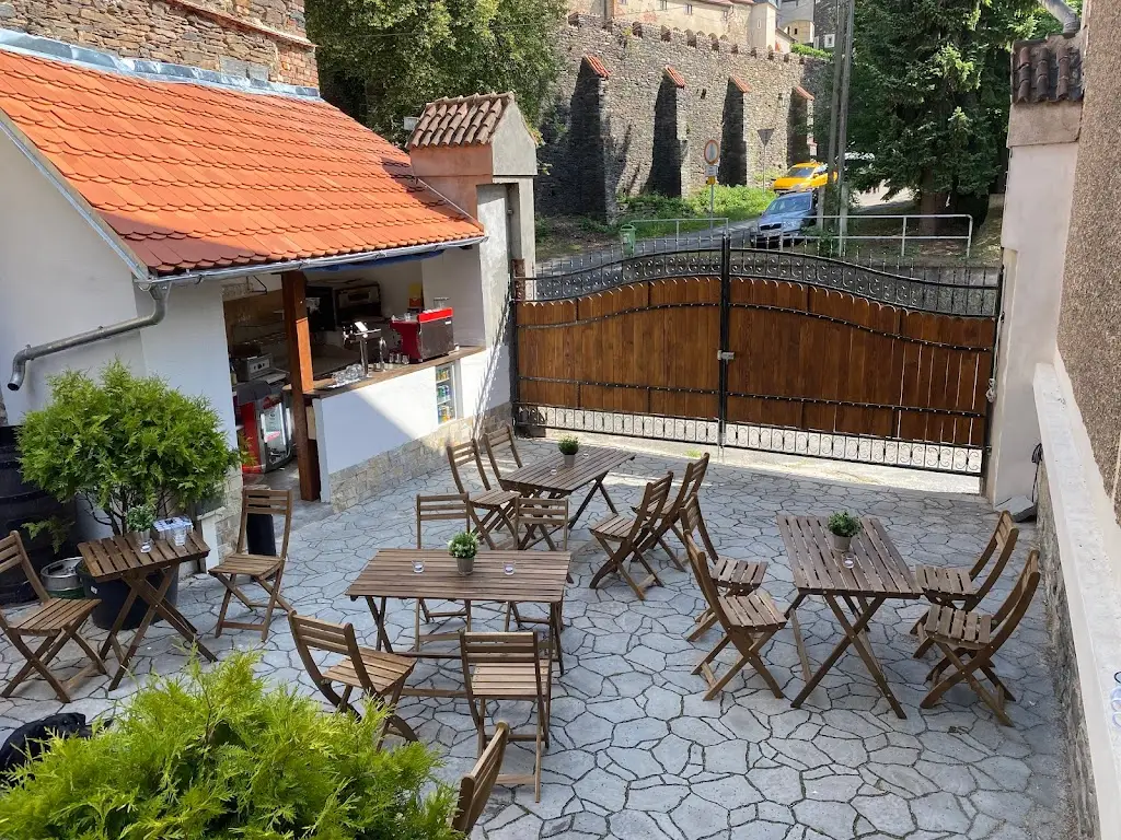 Bistro U Kohouta restaurant in Žleby