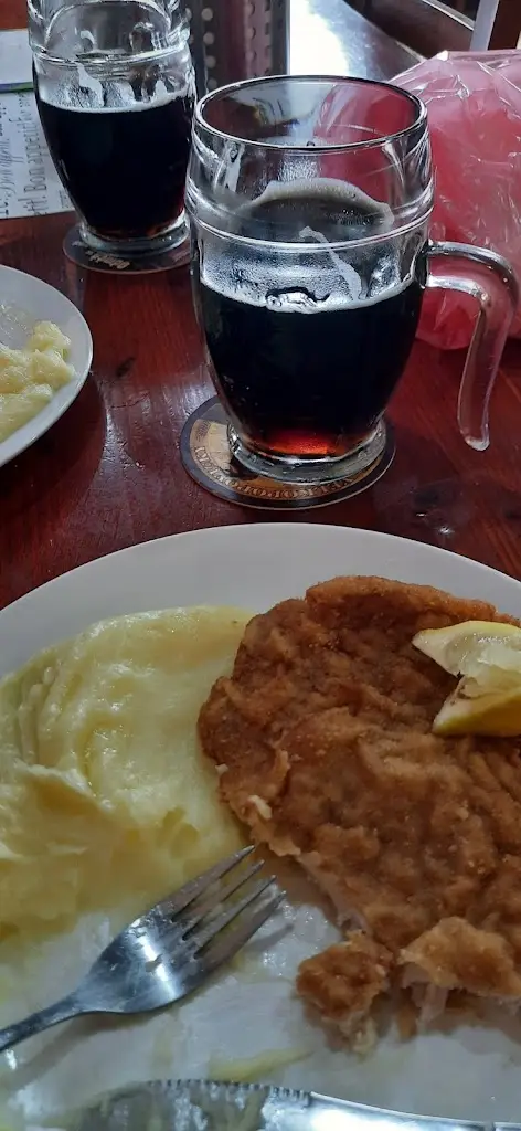 Lenka Matoušková_Hostinec u Doležalů_Žiželice_review