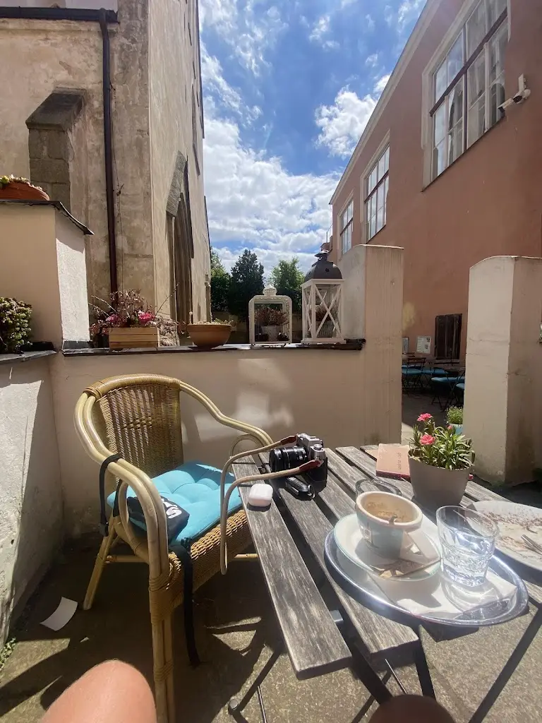 Kavárna U nás doma restaurant in Slavonice