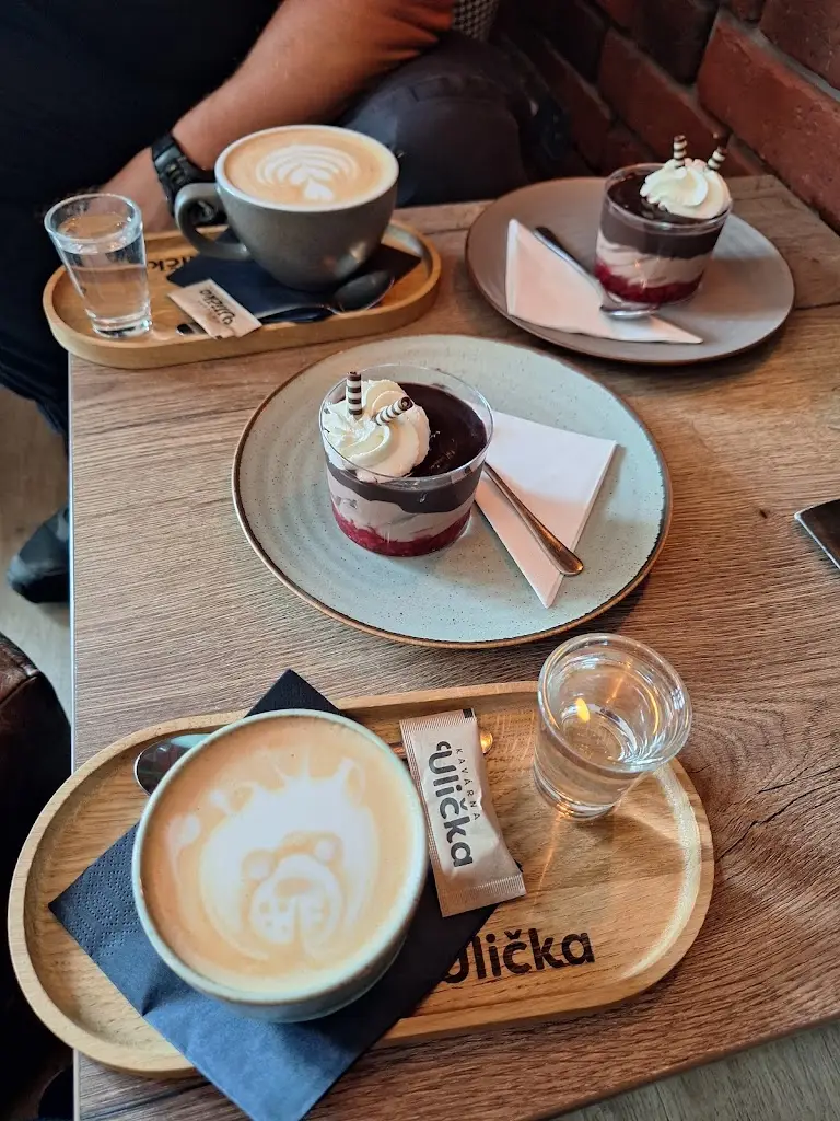 Kavárna Ulička_Vlašim_slider_image_3