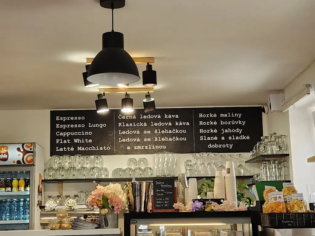 Ilia Lazerson_Kafíčko Vlašim_Vlašim_review