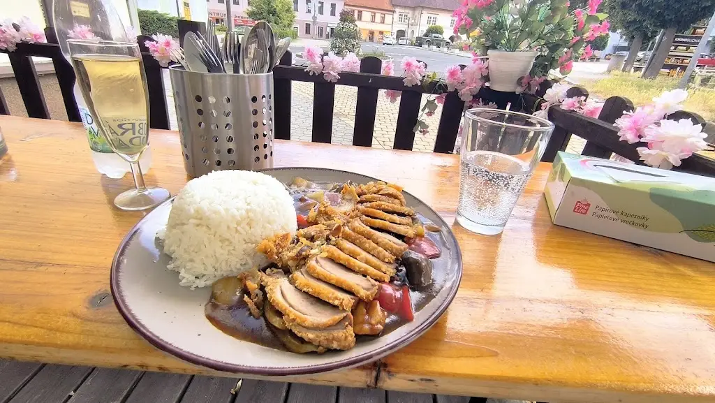 michala Ilasova_Restaurace Ngan Uán_Žebrák_review