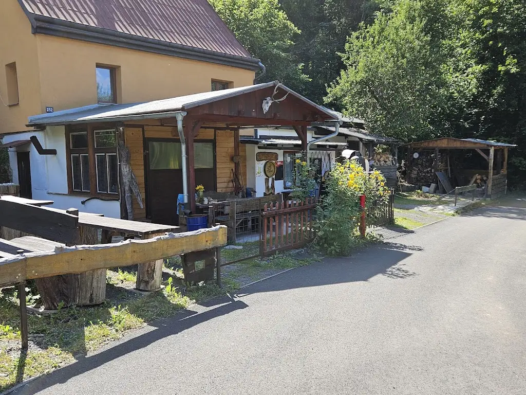 Obcerstveni Pod Lesem_Benešov nad Ploučnicí_slider_image_3