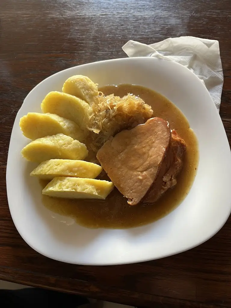 Robert_Restaurace U jelena_Benešov nad Ploučnicí_review