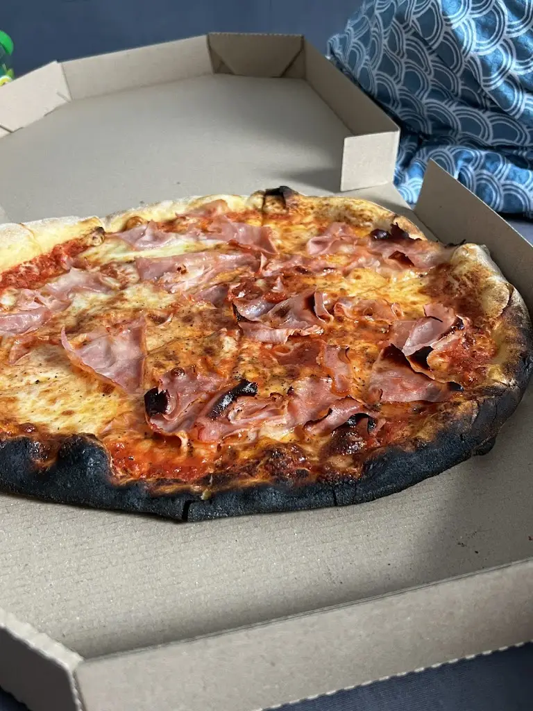 Tomáš Jakubec_Pizza Borgo_Zbraslavice_review