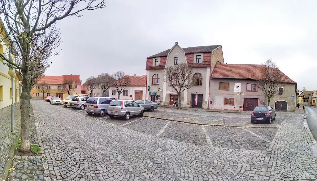 Vinárna u Českého lva_Budyně nad Ohří_slider_image_3