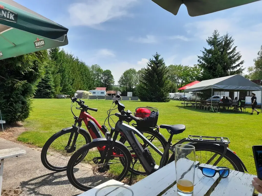 Andrea Gregosz_Občerstvení U Jezu - Písty - Martin Vokoun_Budyně nad Ohří_review